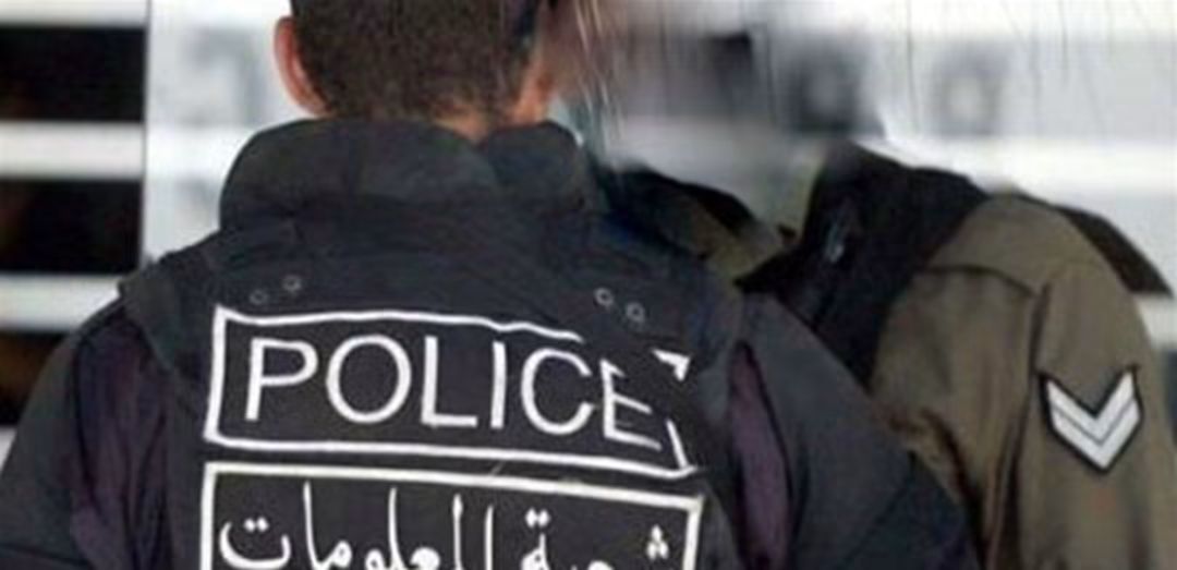على طريق عام تنورين - حدث الجبة... توقيف بشخص وضبط ممنوعات بحوزته