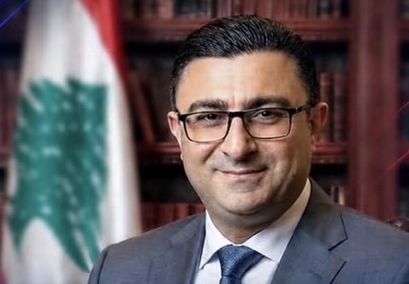 بين ملفات العفو ومجلس قضائي عربي.. تحركات للحاج في بيروت والعلمين