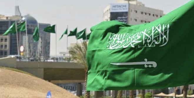 السلطات السعودية تطلق تحذيرا ثانيا من “تهديد جوي” في الرياض   