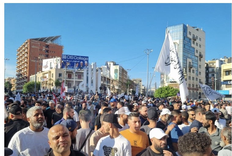 اعتصام تضامني في ساحة النور- طرابلس تضامنا مع الموقوفين الاسلاميين ورفضا للطعن بقانون العفو العام    