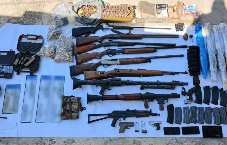 أوقفت وحدة من الجيش في منطقة الروشة 