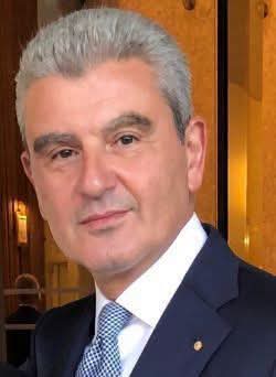 عيسى الخوري يفتتح الجناح اللبناني في معرض سيال للغذاء