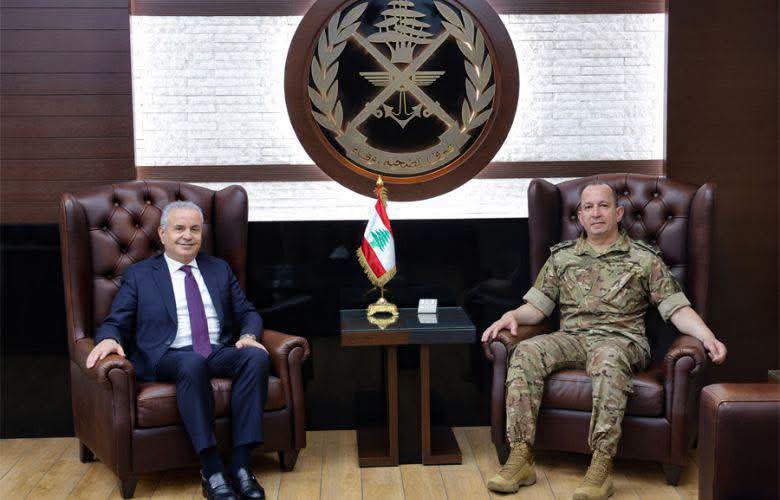 استقبالات العماد قائد الجيش