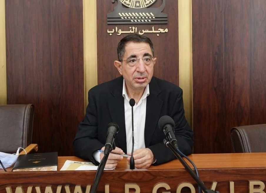 بعد الانتقادات لكيفية الحصول على الاموال لخطة الايواء... نائب الحزب في رد عنيف