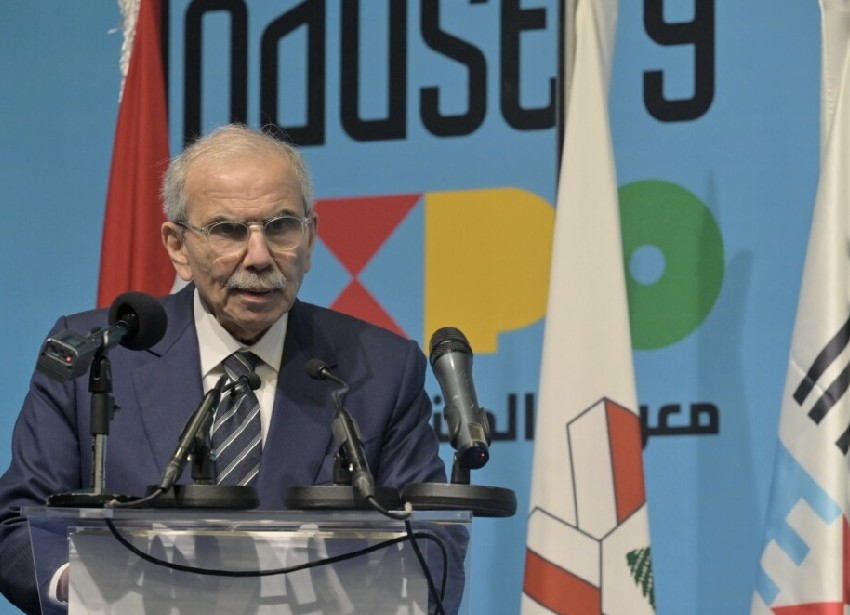 سلام مفتتحاً معرض الصناعة الوطنية: ملتزمون ببسط سلطة الدولة