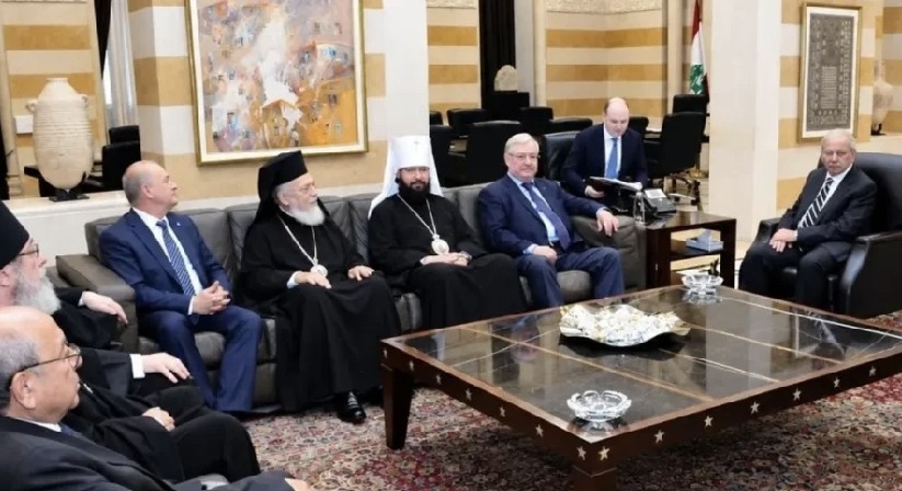 سلام يستقبل وفدا روسيا كنسيا